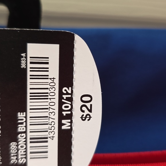 BUNDLE OF 2 XERSION BOYS RED AND BLUE ATHLETIC TANK TOPS SIZE MEDIUM 10/12 - Picture 11 of 11